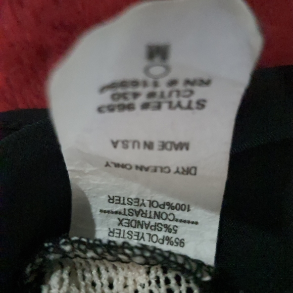 Ginger G Lace Back Medium Top - Picture 6 of 6